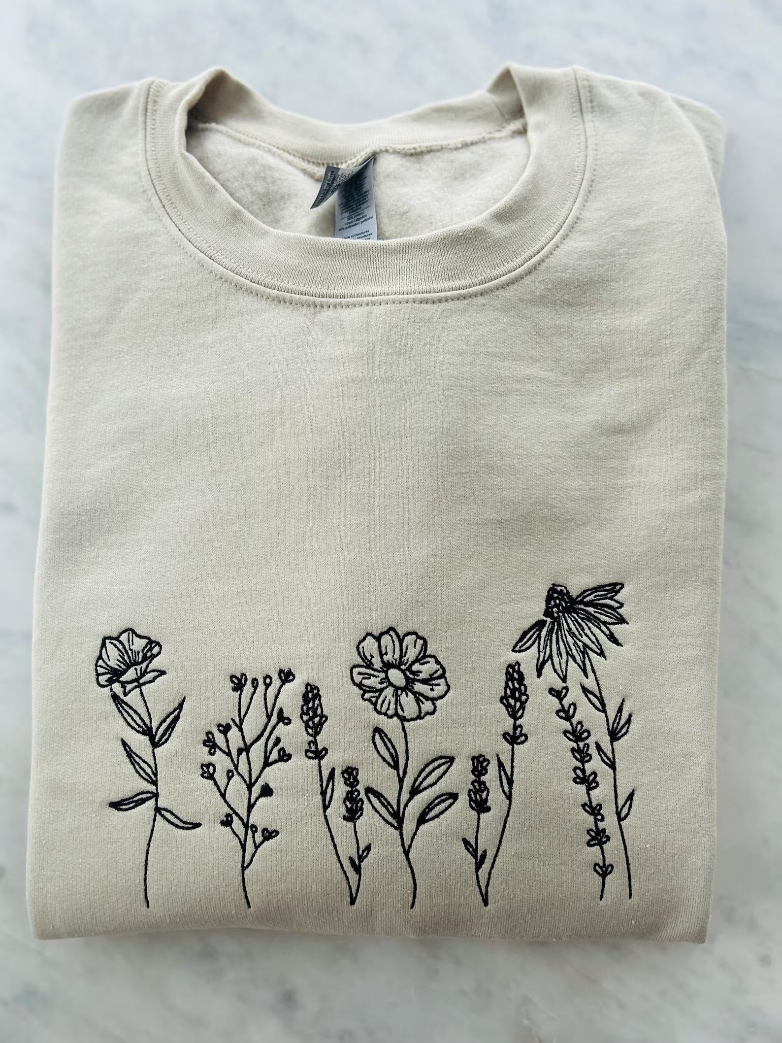 Embroidered wildflowers Sweatshirt｜Minimalistic Embroidered｜Flower Crewneck