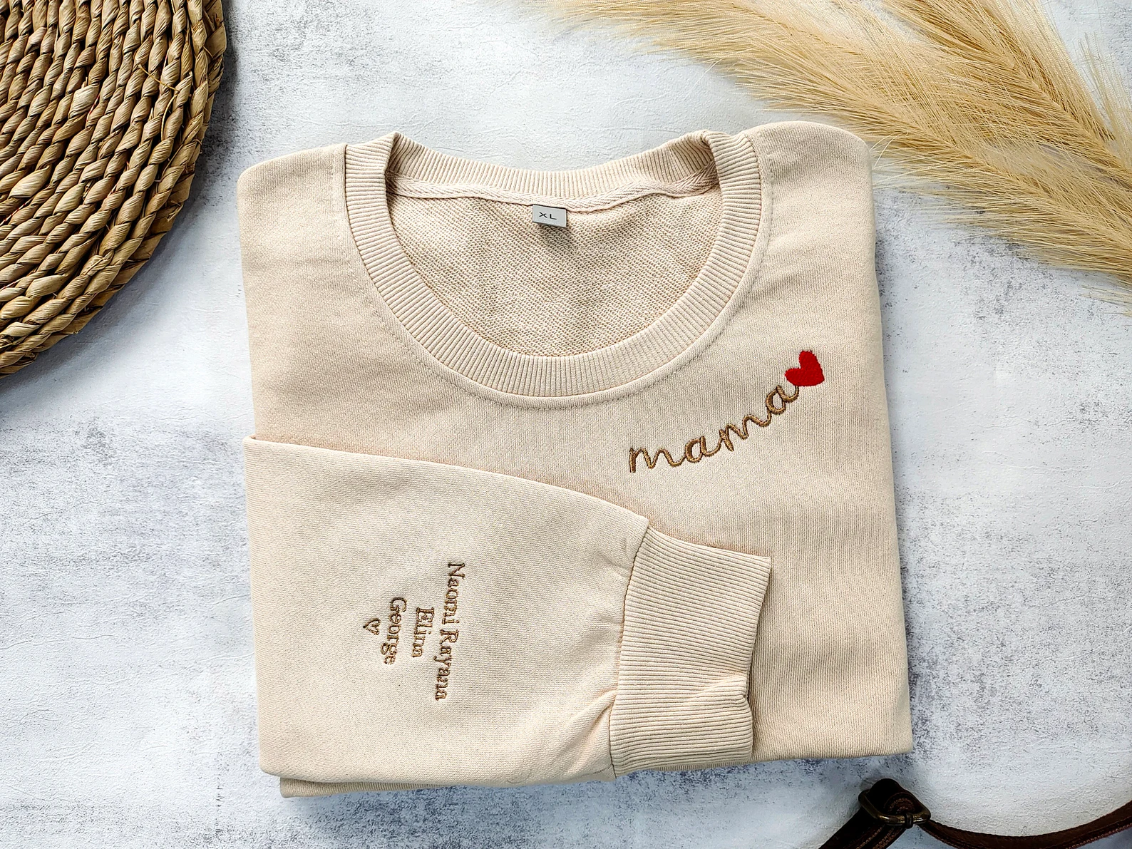 Mama Embroidered Sweatshirt｜Custom Mama Crewneck｜With Kids Names