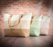 Personalisiertes Strandtaschen-Set aus Papierstroh