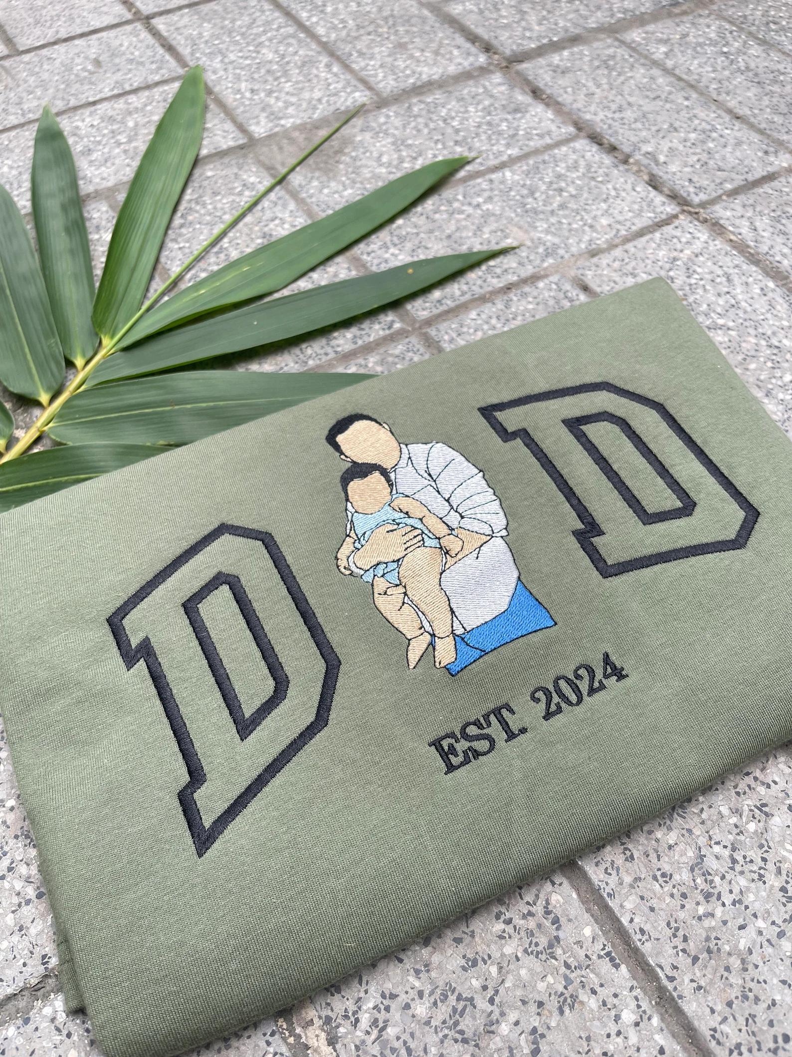 Embroidered Tshirt｜Portrait Sweatshirt｜Gift｜Father's Day｜Family Gift