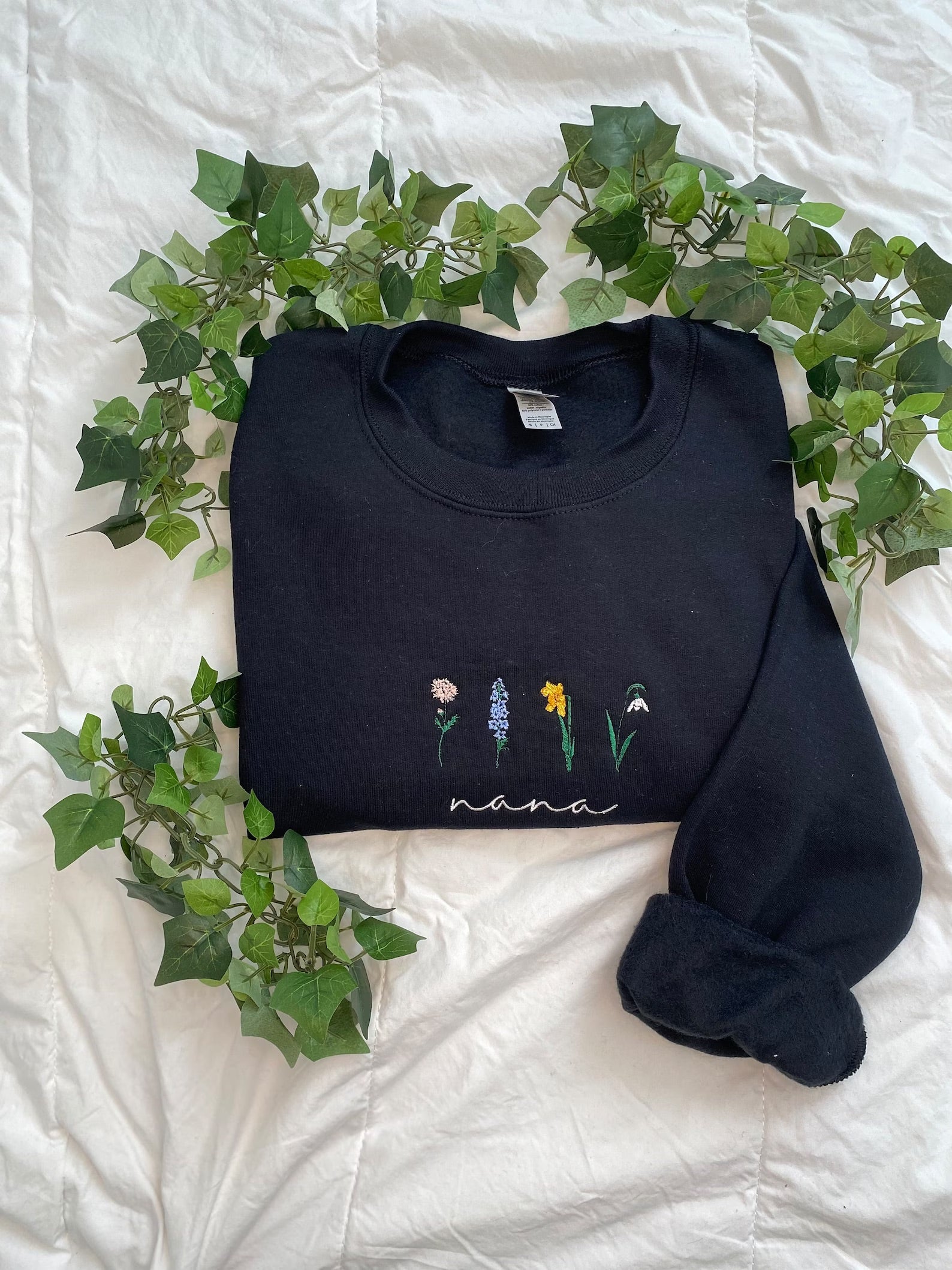 Sweatshirt mit Stickerei für den Geburtsmonat | Sweatshirt mit Stickerei für Mama