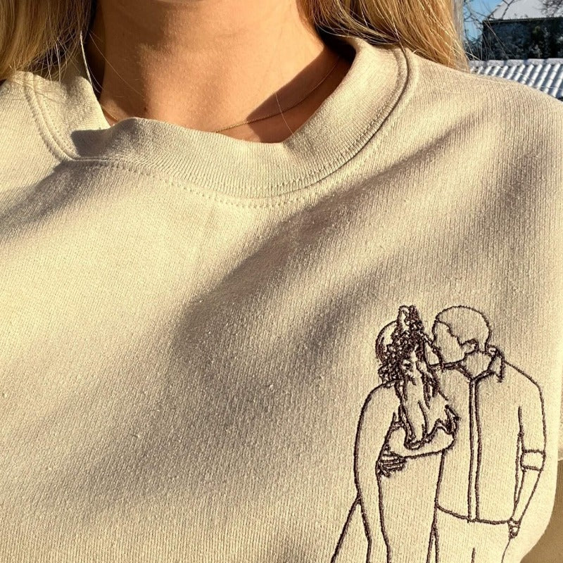 EMBROIDERED｜OUTLINE PHOTO｜TEE SWEATSHIRT