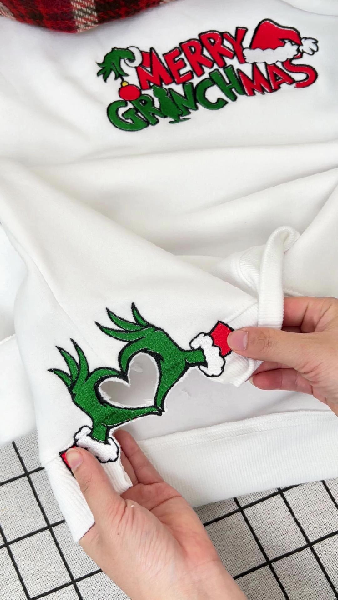 Xmas Embroidered Side Bow Sweatshirt