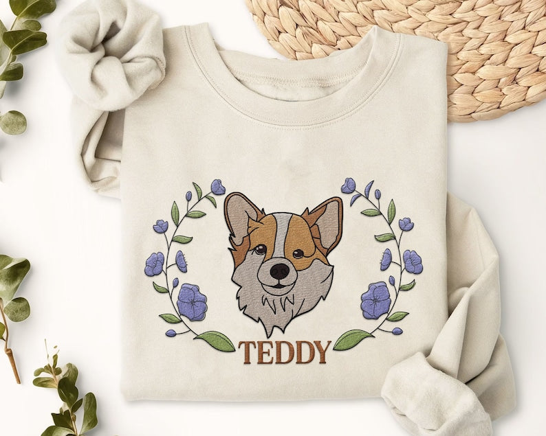 Custom Pet Portrait｜Embroidered｜Dog Mom Floral Sweatshirt｜Hoodie