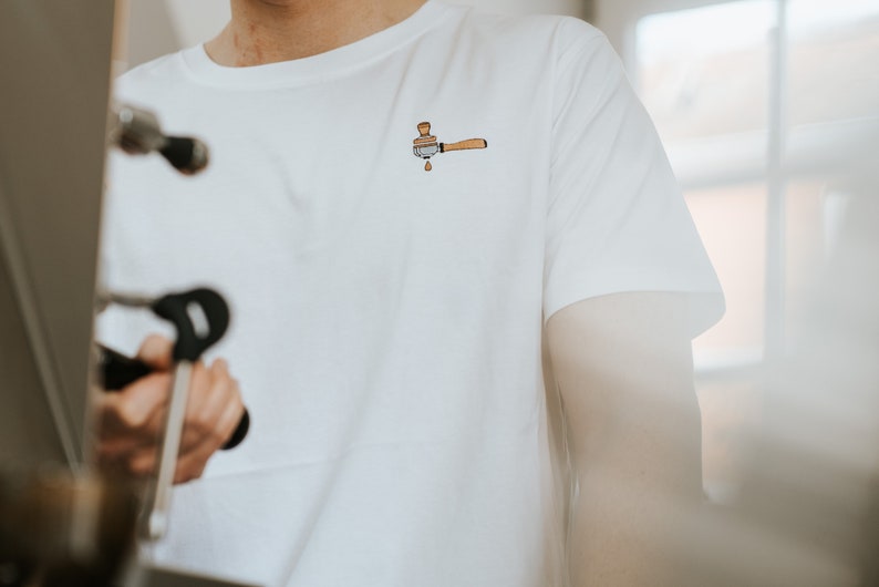 Portafilter & Tamper | Embroidered Organic Cotton T-shirt