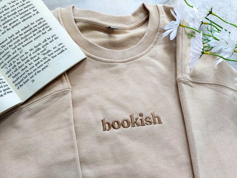 Bookish Embroidered Sweatshirt｜Reading Sweatshirt｜Book Readers Gift