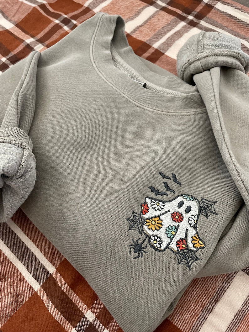 Spooky Boho Ghost Sweatshirt | Embroidered Daisy Ghost Crewneck Pullove