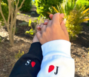 Benutzerdefinierte bestickte passende Paar Hoodies Liebe Herz